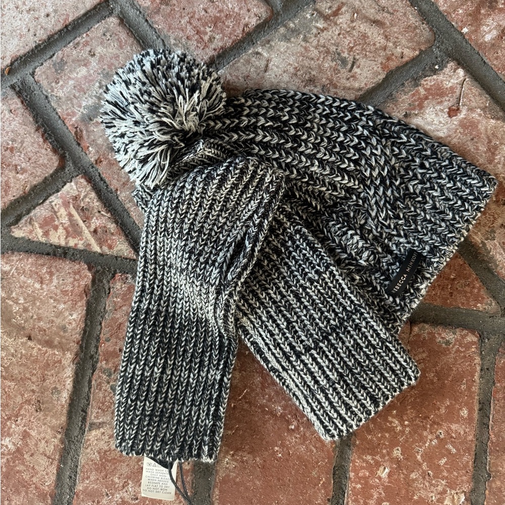 Rebecca Minkoff knit Hat and Hand Arm Warmer Set